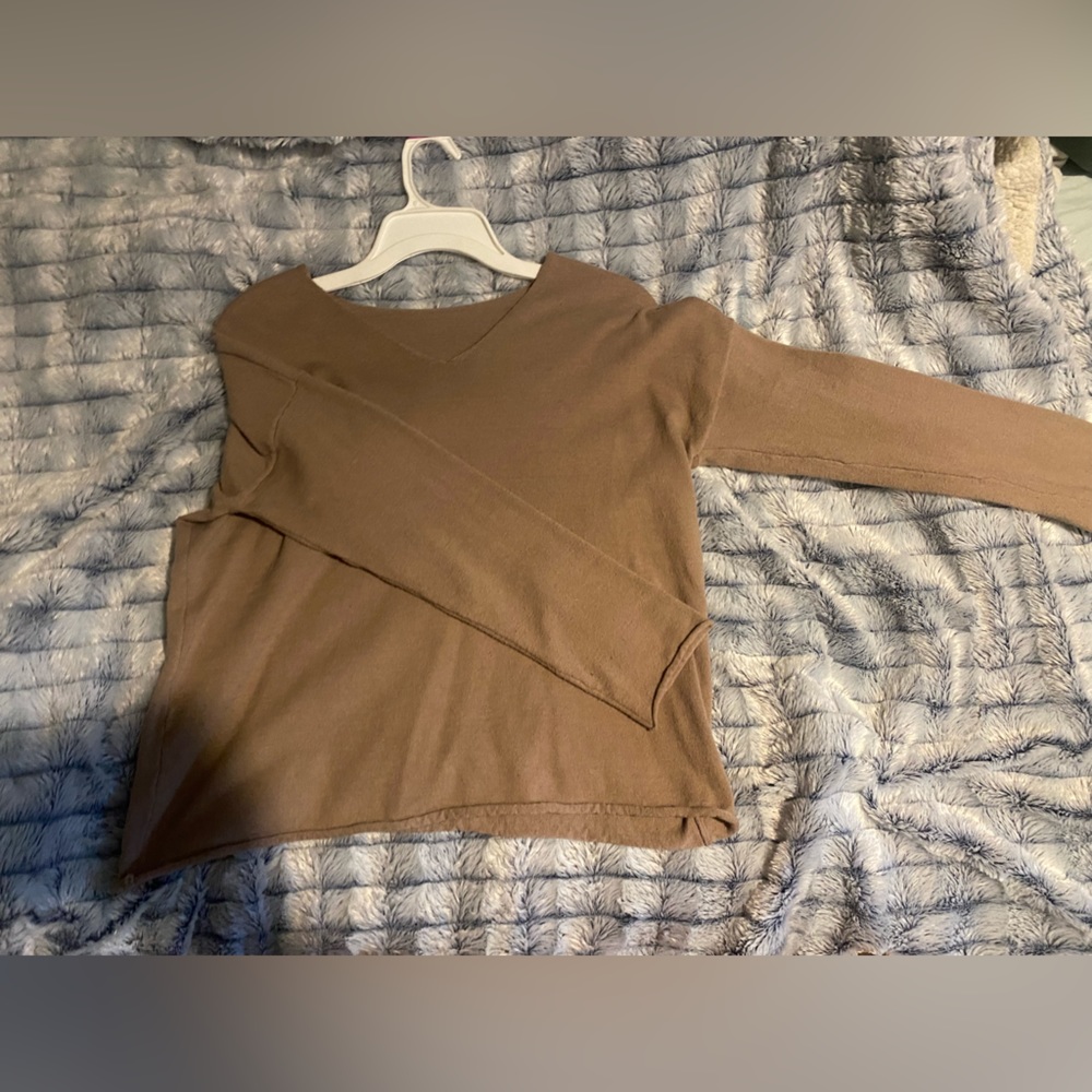 Long sleeve sweat shirt